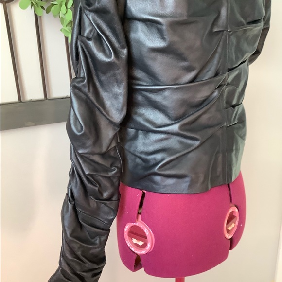 NWOT OBAKKI Ruched leather jacket! - Picture 7 of 8